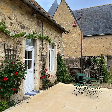 Le Presbytere Guest house Rouperroux-le-Coquet